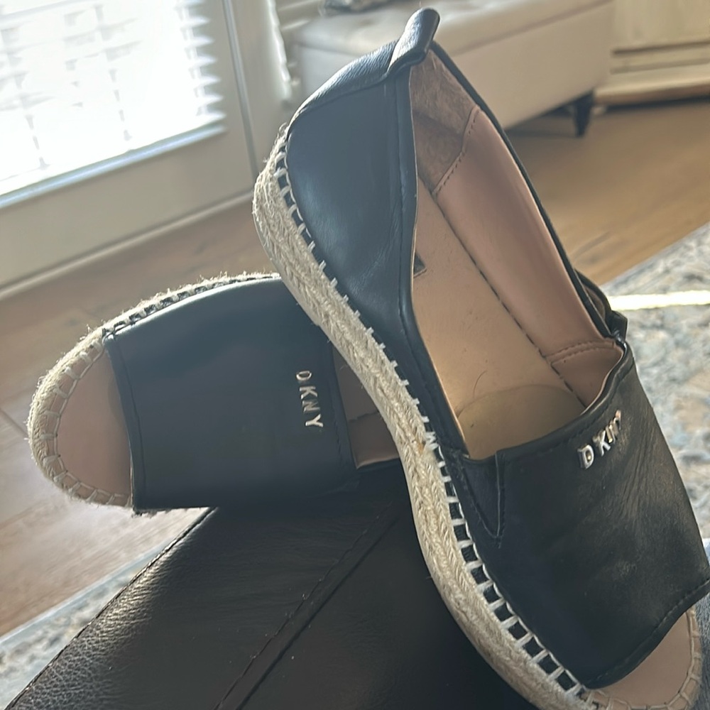 DKNY Espadrille
